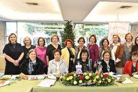 Asistentes a la reunión de noviembre.