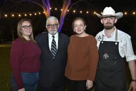 Mariana, Ildefonso, Carla y Poncho Verduzco.