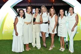 Marisa Martínez, Marcela Carrillo, Monica Karam, Alma Medina, Gaby Cárdenas, Queta Rábago y Laura Reojas.