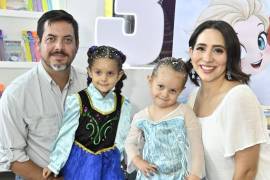 Rodrigo, Katalina, Loretto y Paulina de la Torre.