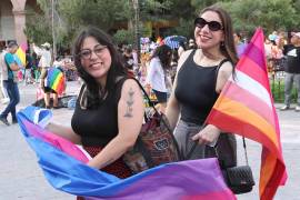 Valeria Fuentes y Julia Godínez.
