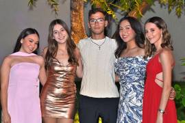 Comité de graduación, Ana Elisa Hernández, Miranda Coss, Morris Villarreal, Regina Mora y Regina Saucedo.