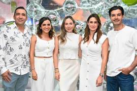 Alfonso Valdés, Mónica Arce, Gaby Téllez, Melina Rivera y Jorge Valdés, comité organizador.