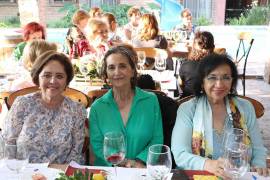 Olivia Baille, Norma Pedroza y Cristina Álvarez.