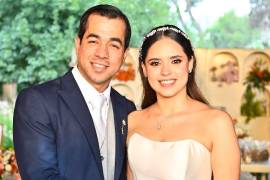 Mario Arturo Sosa Méndez y María José Bustos López.