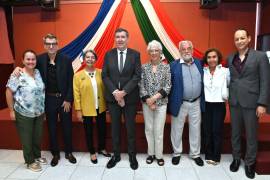 Catalina Pérez Berumen, José Manuel Blanco, Aurora Bustillos Garfias, M. Pierre Raynaud, Ana Espinosa Mireles, Héctor Poblette Miranda, María Eugenia Bustillos y Héctor Poblette Espinosa.