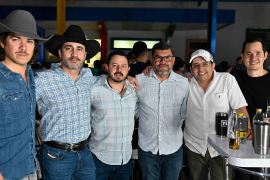 Manolo Verduzco, Gerardo Rivera, Victor Hugo Ramos, Javier Resendiz, Erick Trujillo y Miguel Ramírez.