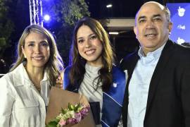 Gabriela Bustamante, Paulina y Luis Hernández.