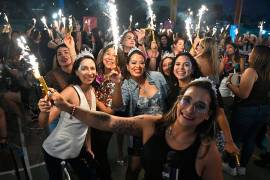 Con música, alegría y mucho cariño, las mamás del Harmony School vivieron una velada inolvidable.