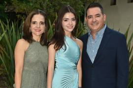 Alejandra Garza, Mariale y Carlos Morales.