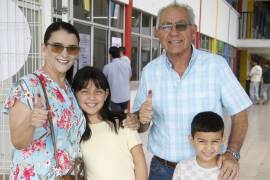 Claudia Córdova, Ximena Narro, David Narro y Fernando Yates.