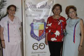 Charo Dávila, Beatriz del Bosque y Elisa Dávila.