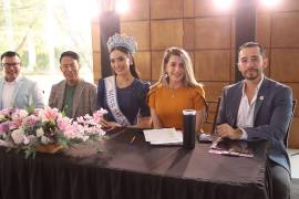 Víctor Quezada, Fausto Santiago, Maryely Leal, Lidia González y Erik Gómez.