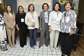 Ana Pérez, Carolina Garza, Betty Borjón, Maru López, Patricia Villarreal, Bertha González y Lupita Villarreal.