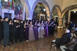Intérpretes de la Compañía de Ópera de Saltillo durante la gala “Trilogía”, inicio de su nueva temporada.