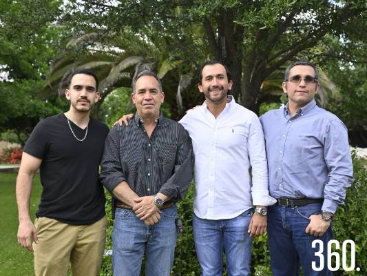 RODRIGO VALDÉS CELEBRA SU DESPEDIDA
