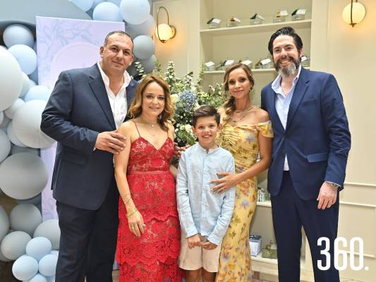 PRIMERA COMUNIÓN DE LUCA FERREIRA
