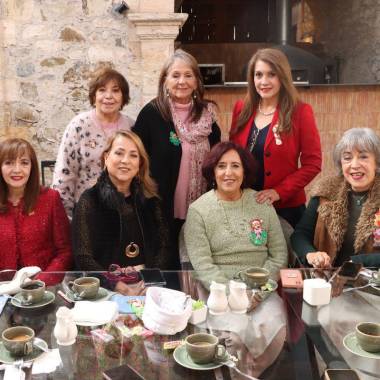 Hilda Galindo, Laura Pacheco, Elizabeth Reyes, Patricia Reyes, Yolanda Reyes, Blanca Oyervides, Dora Elia de la Peña y Carmen Jiménez.