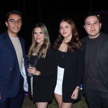 Jorge López, Romina Sandoval, Valeria Gómez y Daniel Garza.