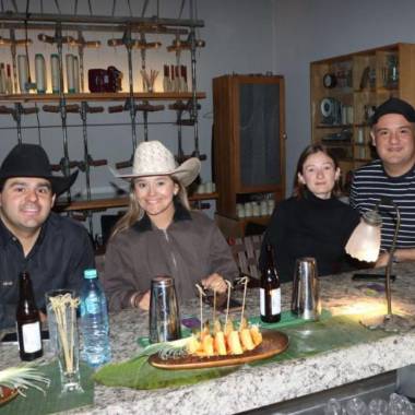 Enrique Tristán, Ana Sofía García, Ana Sofia Garza y Juan Garibay.