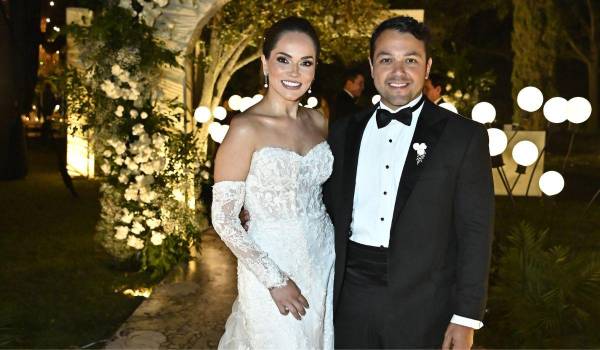 Lily de las Fuentes Melo y Severo Galván Cornejo.