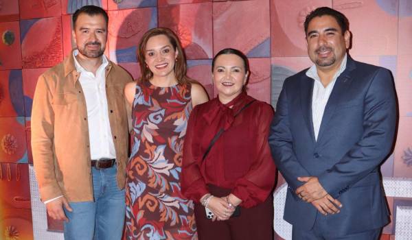 Gustavo Espinosa, Yolanda Montes, Gloria Siller e Isidoro García.