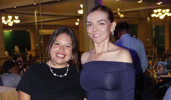 Sofía Cabello y Nicolette Oceguera.