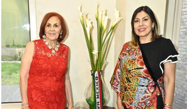 Lupita Saade y Mayela Hernández.