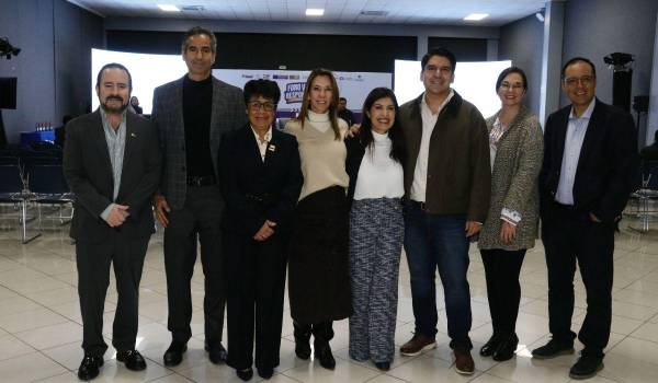 Alejandro Eichelman, Rafael de Peña, María Guadalupe Hernández, Lety Parás, Ana Sofía García, Juan Manuel Pérez Cuéllar, Lorena Cortés y Evodio Sánchez.