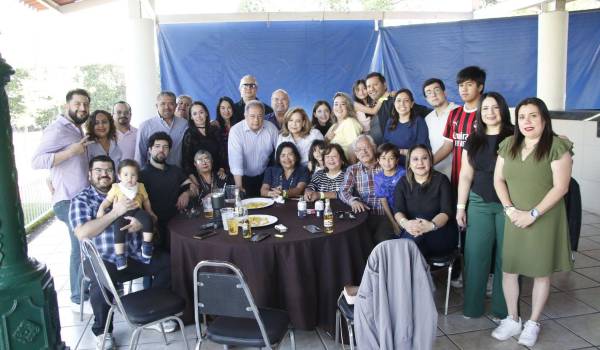 Todos juntos.