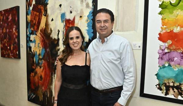 Sandra y su esposo, Jaime Bueno.
