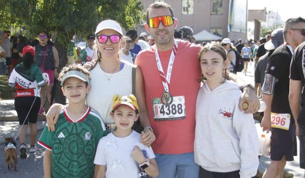 Familia Gándara Flores.