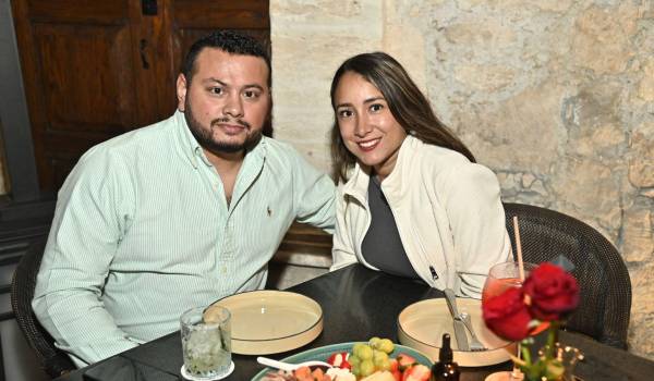 Alejandro Narváez y Alejandra Cavazos.