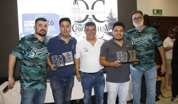 Jorge Lecuna y José Luis Monroy, 1er lugar categoría pareja fija.