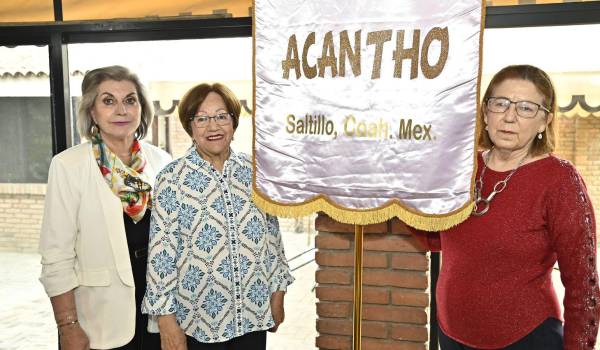 Anfitrionas, Nelly Guajardo de Saucedo, Maisi Gómez de Ramos y Angélica Zertuche de Candelas.