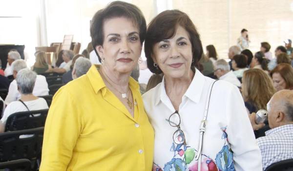 Lupita Tamayo y Marielena Berlanga.