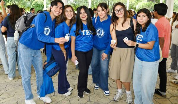 Luis Fernando Menchaca, Andrea Jasso, Ceci Hernández, América Martínez, Alizee Lam y Ana Paula Molina.