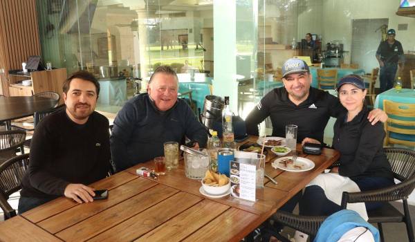 Alfonso y Alfonso Lara, Sergio Ramírez y Mayra Álvarez.