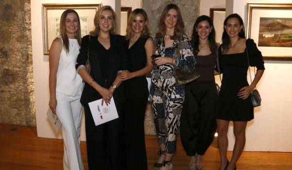 Diana Aguirre, Ana Paty Ramos, Ana Laura González, Rocío Castro, Lilia Martínez González y Zayra Aguirre.