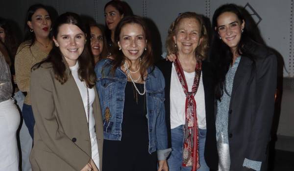 Bárbara Cárdenas, Gaby Silva, Beatriz Arizpe y Maru de la Peña.