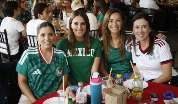Lucía Treviño, Cristina Dávila, Maricarmen Flores y Julissa Chávez.