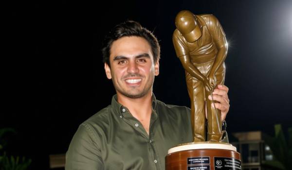 Fernando Del Regil, campeón del Torneo.