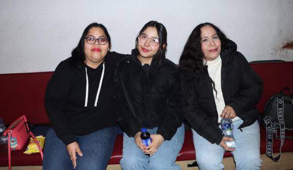 Lily Coronado, Milena Luna y Blanca Coronado.