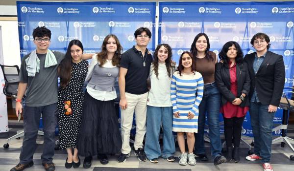 Mario Arturo Pérez, Isabela Galván, Alexa Martínez, Abel de los Santos, Ana Santos, Zara Aguirre, Natalia Gómez, Bárbara Hernández y Emiliano Salguero.