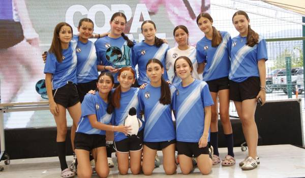Pingüinas, 1er lugar categoría 2010-2011 femenil.