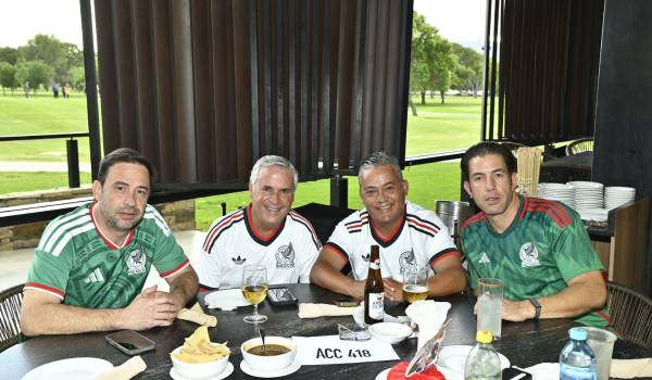 Jorge Arizpe, Óscar López, Alejandro Herrera y Eloy Dewey.
