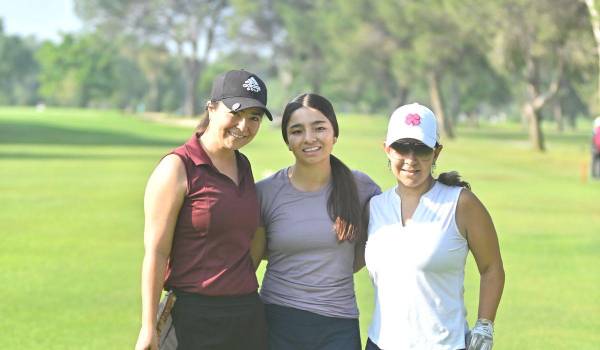 Adelina González, Paloma Ibarra y Norma Ambia.