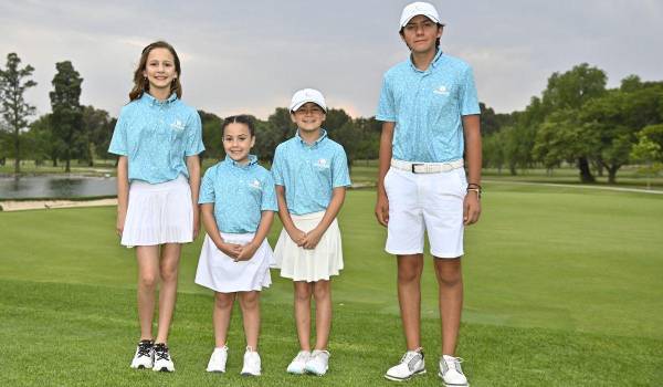 Mariel López Ruiz, Elena Esquivel, Rebeca Rodríguez y Alberto Rodríguez.