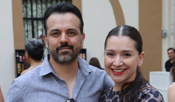 Fernando Linares y Sarahí Mendoza.