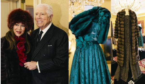 Dennis Basso posa durante la presentación de su colección en la Semana de la Moda de Nueva York 2026, inspirada en el glamour nocturno de Manhattan.